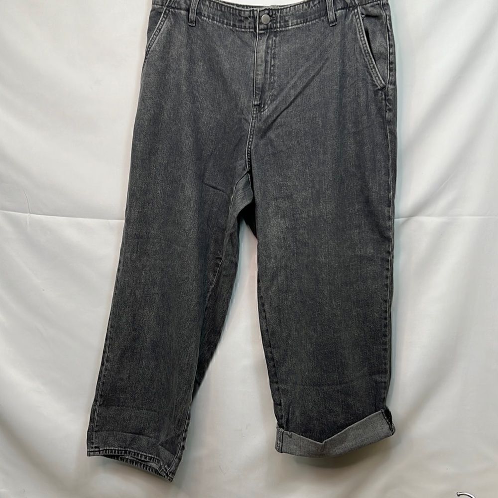 Universal Thread non-stretch Gray relaxed straight jeans size 18w NWT